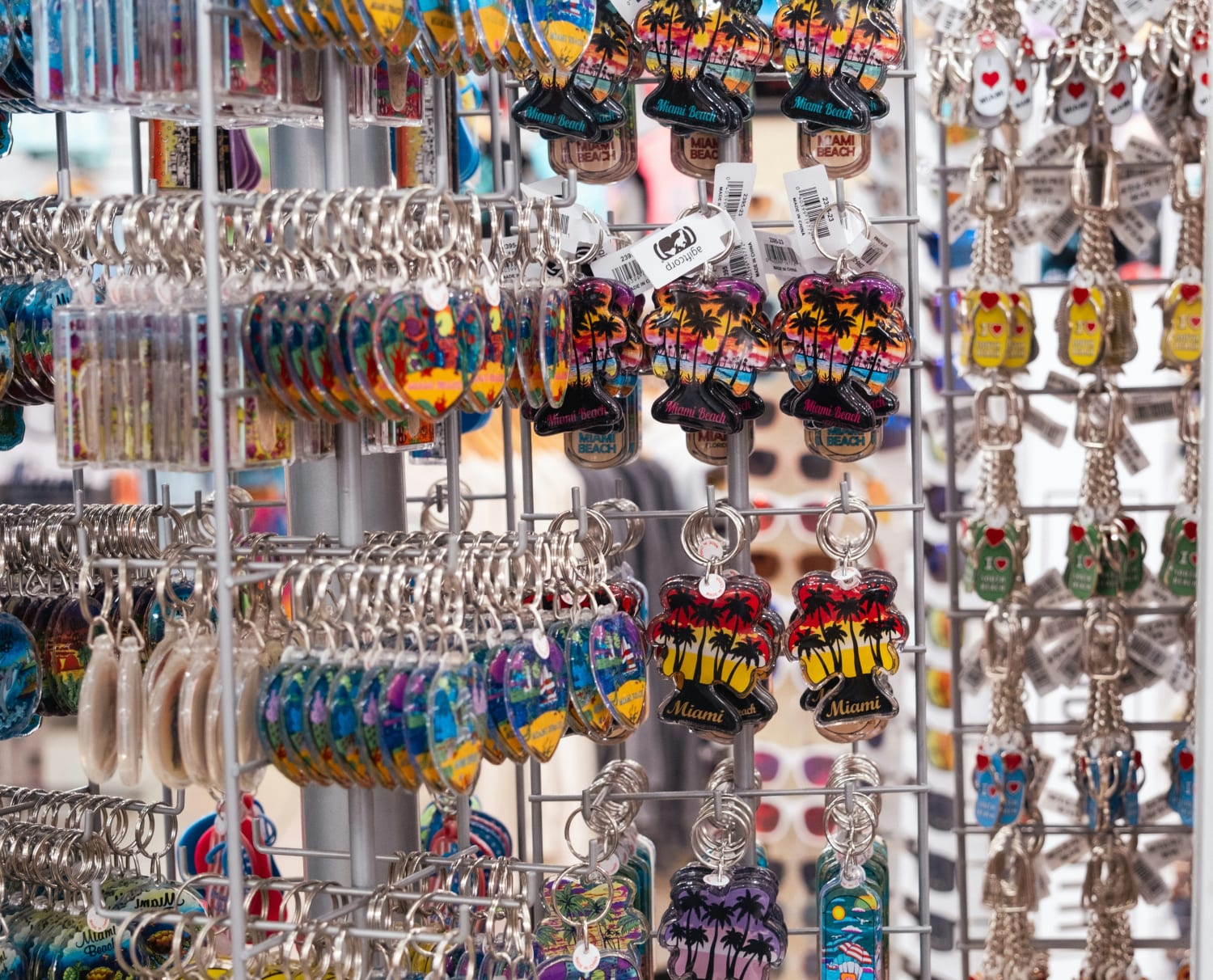 Roger’s Bargain Barn